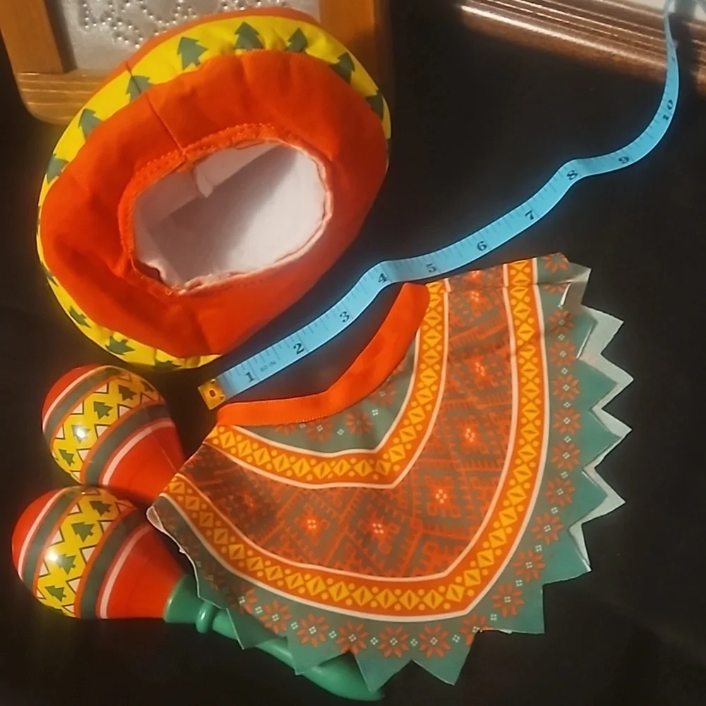 Dog Outfit Fiesta/Christmas Hat & Top & ChaChas